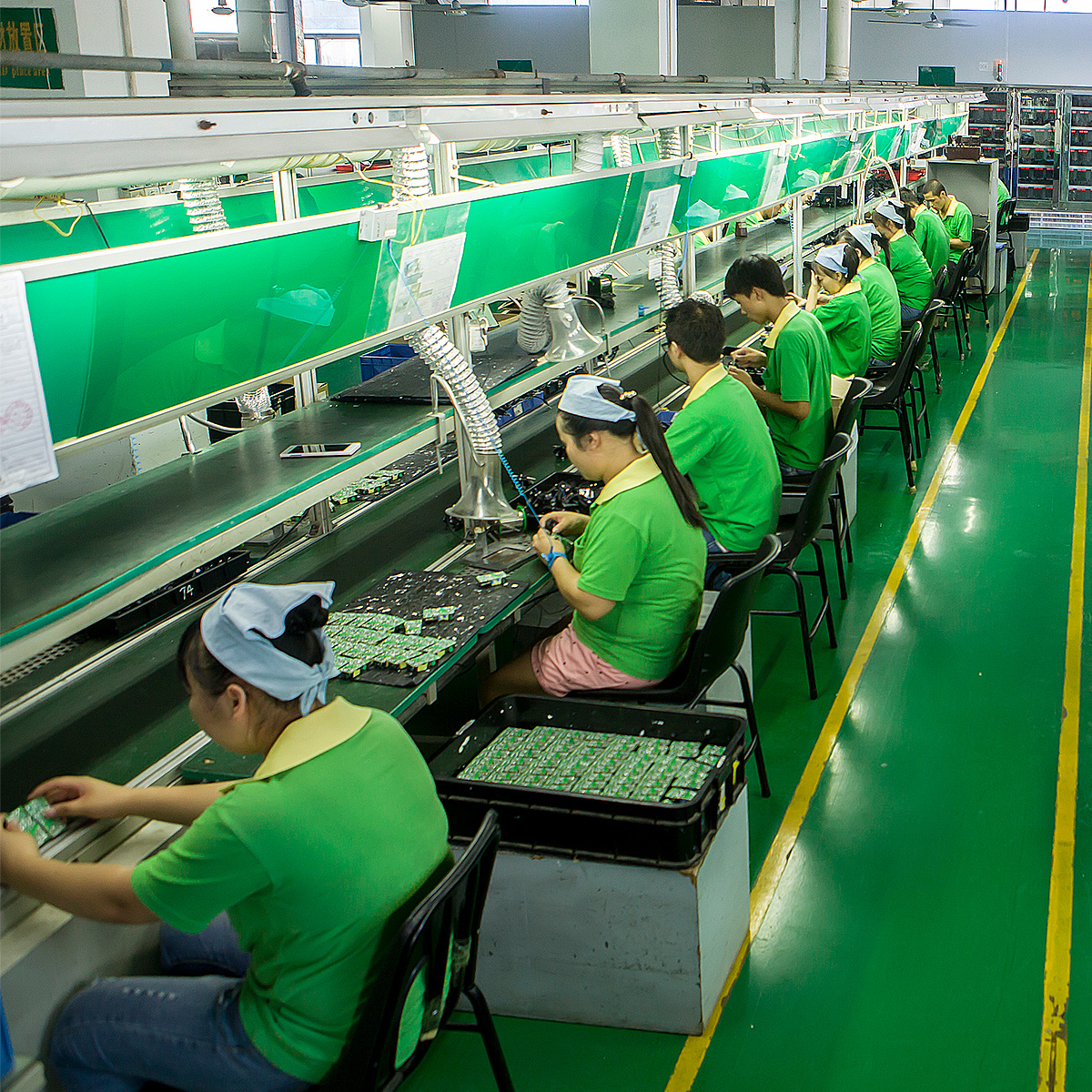 電源適配器過載會(huì)出現(xiàn)哪些問題