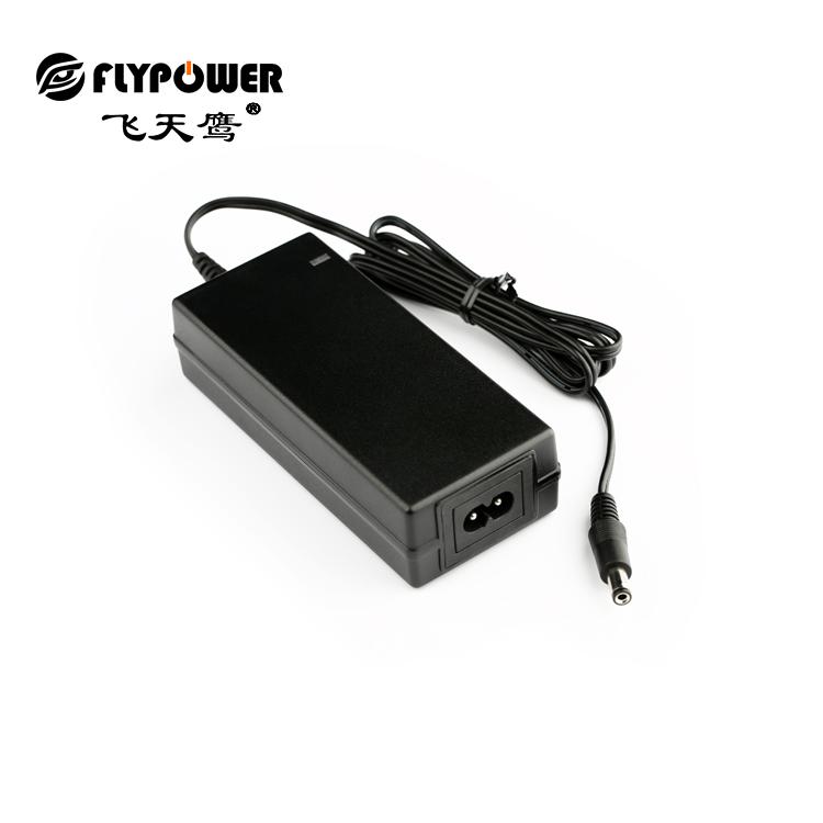 筆記本電源適配器具備的五大核心功能