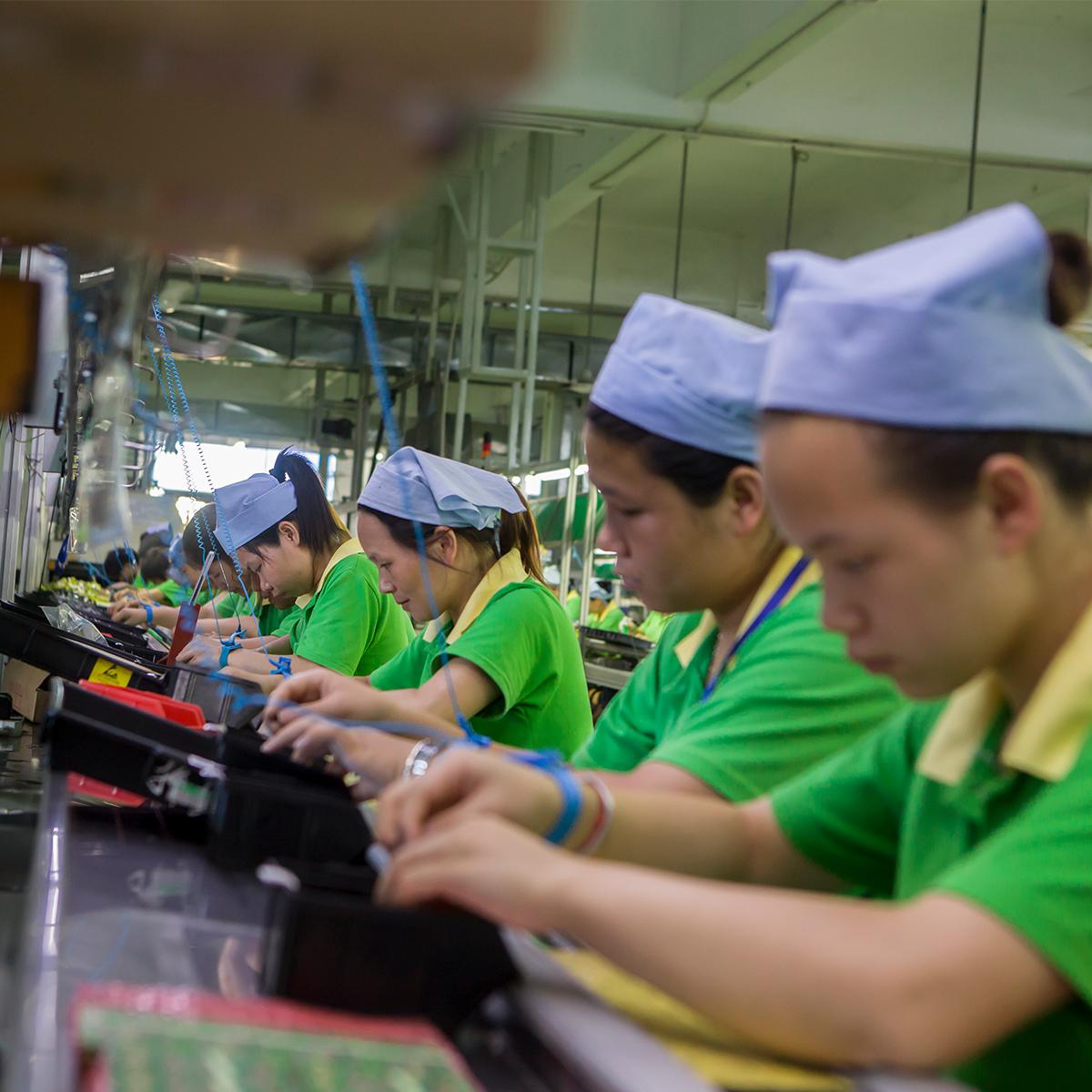 飛天鷹電源適配器生產(chǎn)廠家：如何挑選電源適配器中的電容