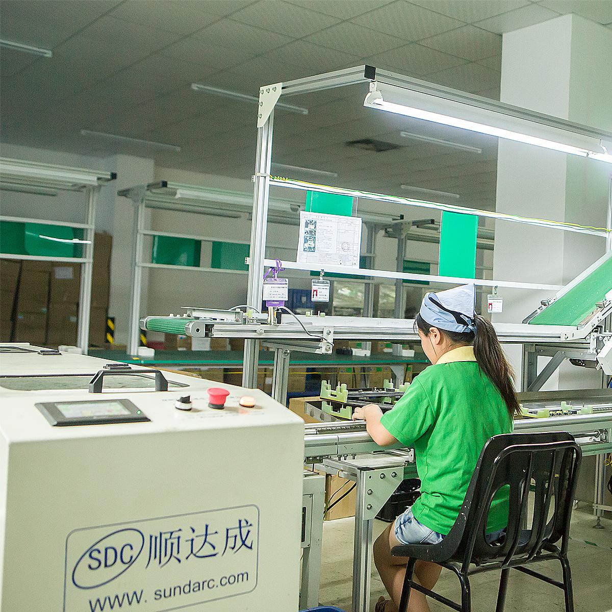 飛天鷹充電器生產(chǎn)廠家：充電器中的Y電容的作用是什么？