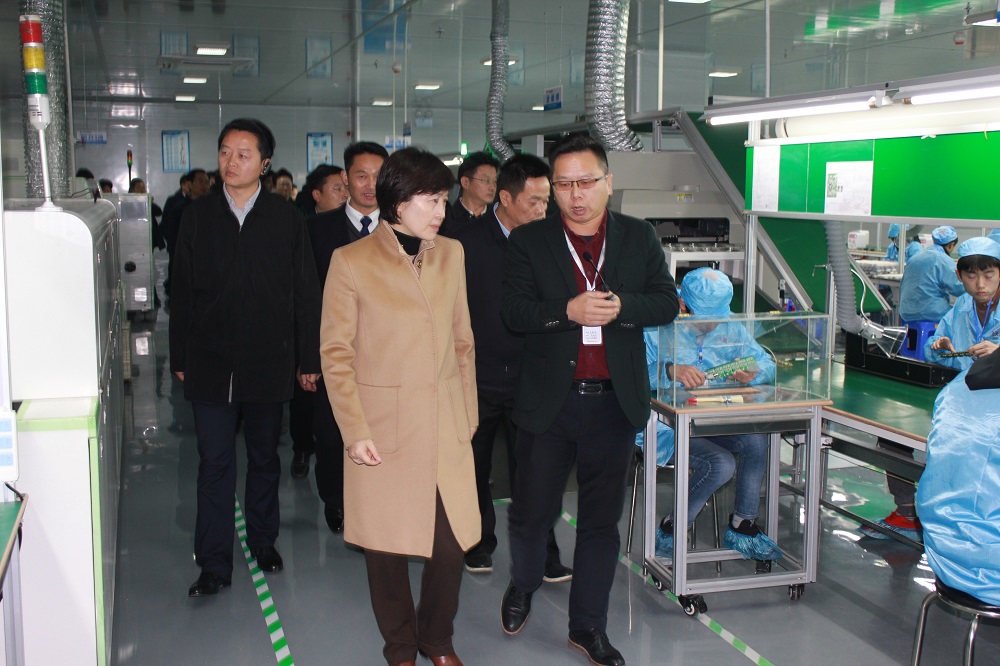 熱烈歡迎湖南省岳陽市市委副書記、市長李愛武一行領(lǐng)導(dǎo)蒞臨飛天鷹平江產(chǎn)業(yè)園視察！