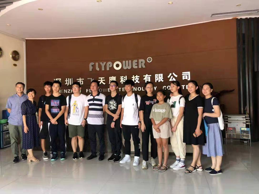 知行合一，勇于實(shí)踐——?dú)g迎南外學(xué)生來飛天鷹實(shí)踐學(xué)習(xí)