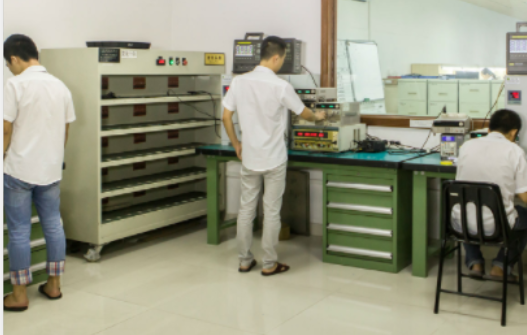 電源適配器廠家：不懂選擇開關(guān)芯片？看這里