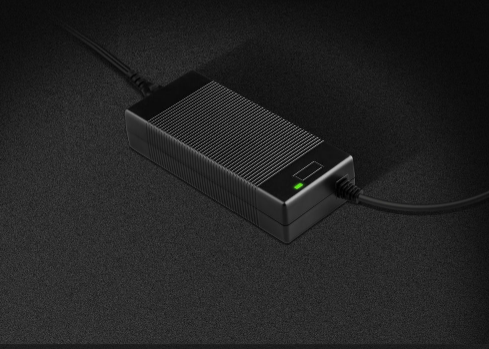 電源適配器如何解決散熱問(wèn)題？飛天鷹科技