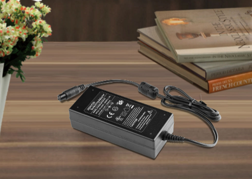 電源適配器在工作的時候發(fā)出滋滋的異響是怎么回事？