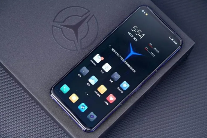 搭載90W電源適配器，聯(lián)想拯救者2 Pro怎么樣？